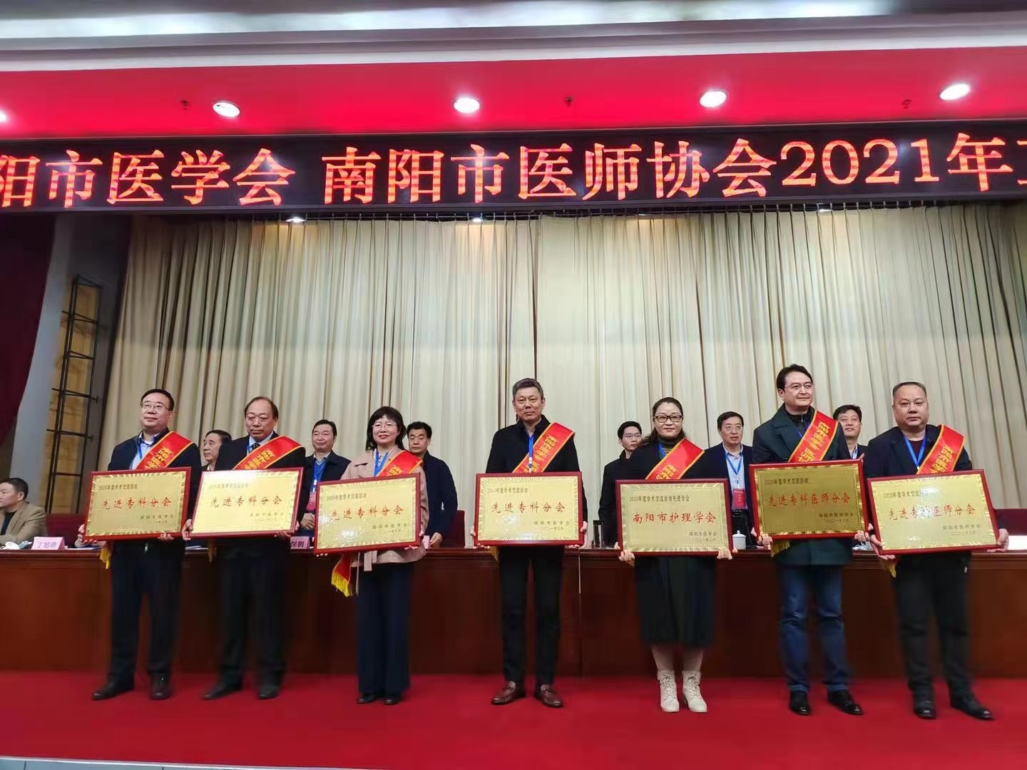 2李建国.jpg