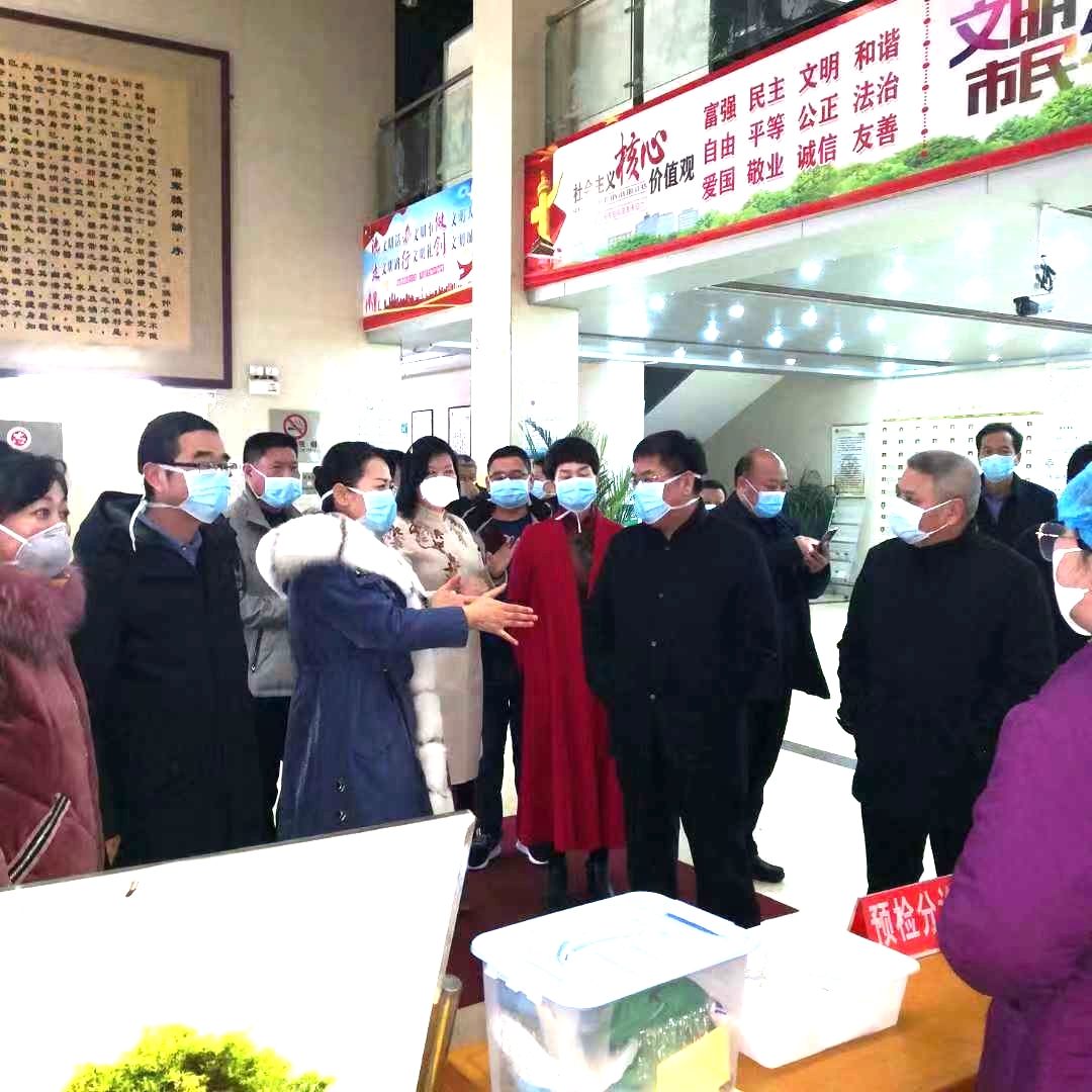 用用初一张长河.jpg